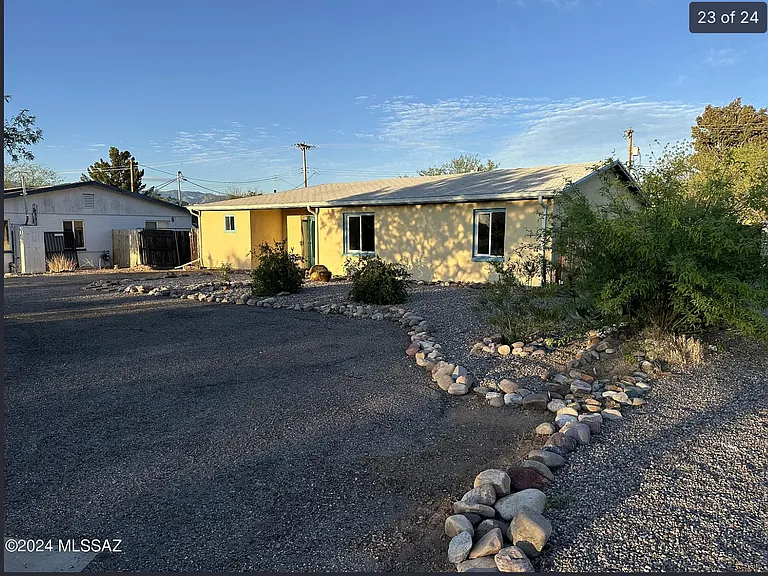 1025 S Van Buren Ave — Photo 11