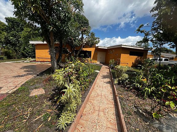 2nd image of 2025 NW 185th Street