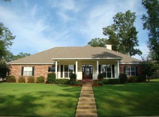 112 Winchester Ln, Brandon, MS 39042