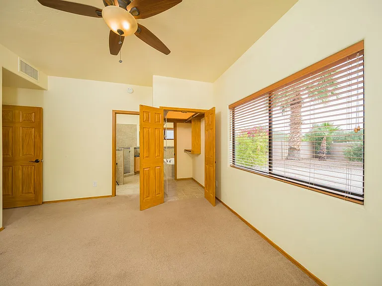 3073 W Placita Montessa — Photo 8