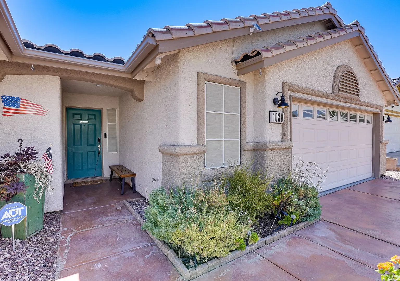 Gem Of A Home In 89002 — Photo 4