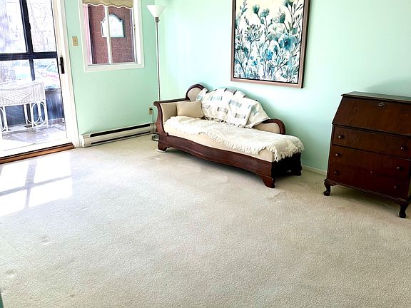 3rd image of 15 Findlay Ave #208