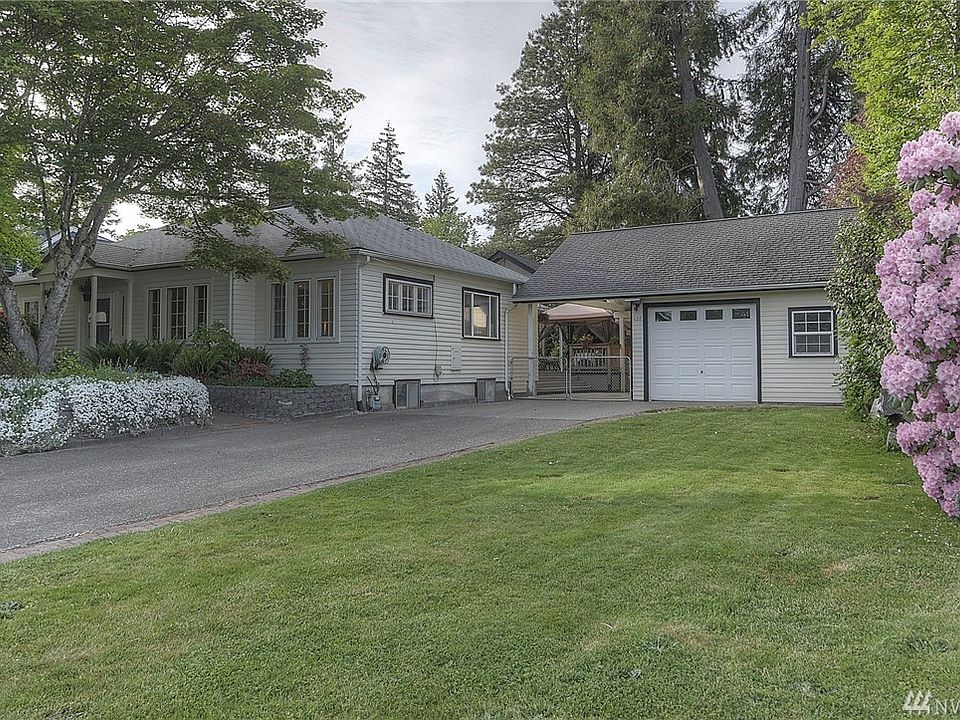 1st image of 428 Carlyon Ave SE