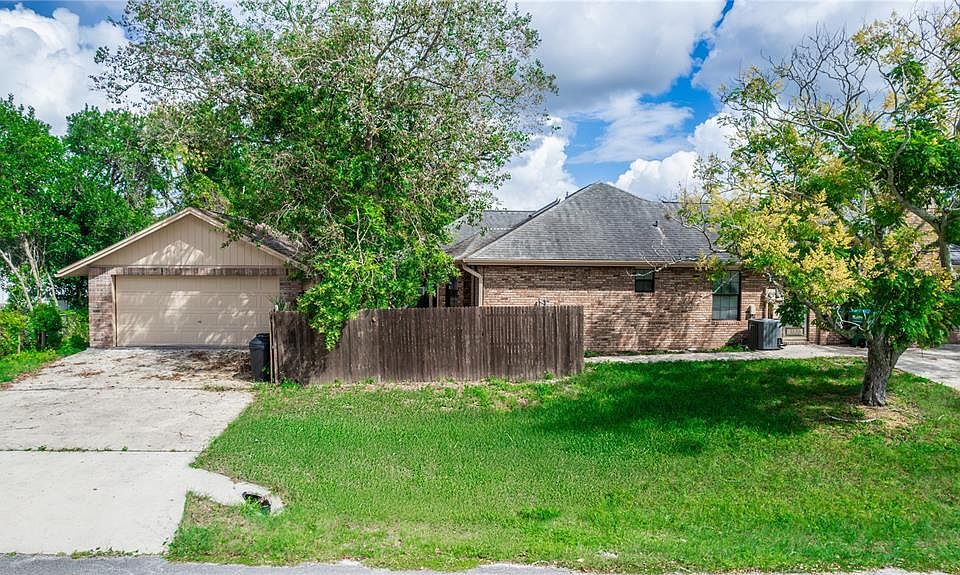 1st image of 1135 E LOMBARDY DRIVE