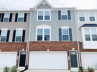 307 Streamview Dr, Fredericksburg, VA 22405