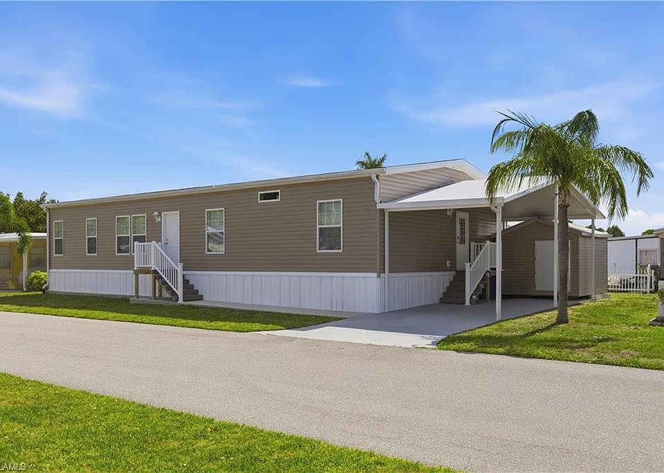 1st image of 24 Red Poinciana DR