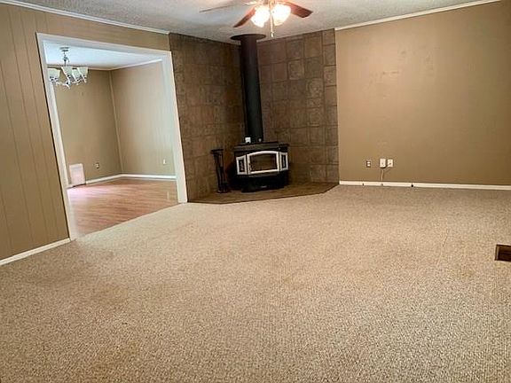 3rd image of 22 Heather Dr