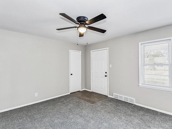 4th image of 416 Jones St