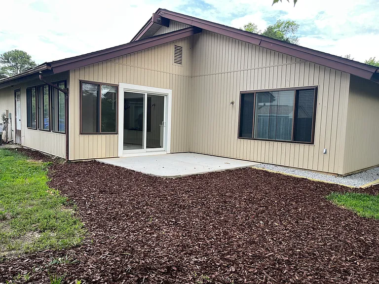 7606 Chancellor Way — Photo 5