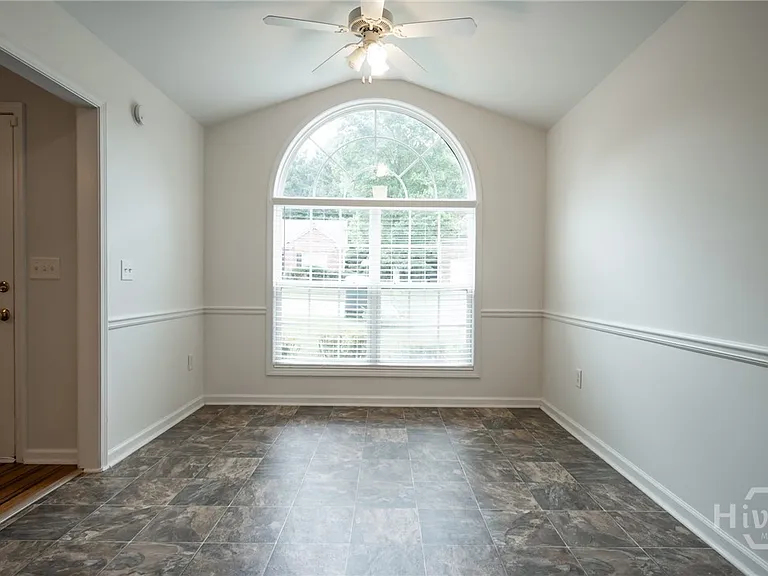 285 Tall Pine Ln — Photo 7