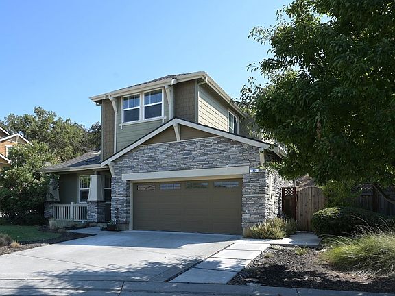 2nd image of 22 Canyon Green Loop
