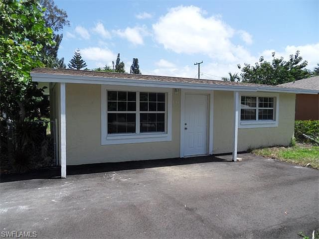 1st image of 851 96th Ave N