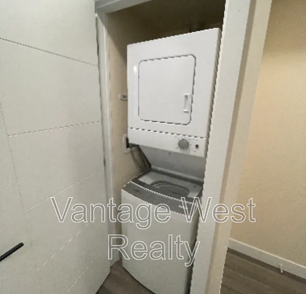 2411 Apollo Rd #304 — Photo 8