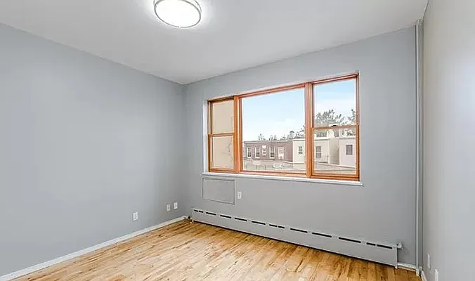 Rented by Green Leaf Management, LLC | media 28