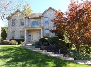 1831 Madison Dr, Coraopolis, PA