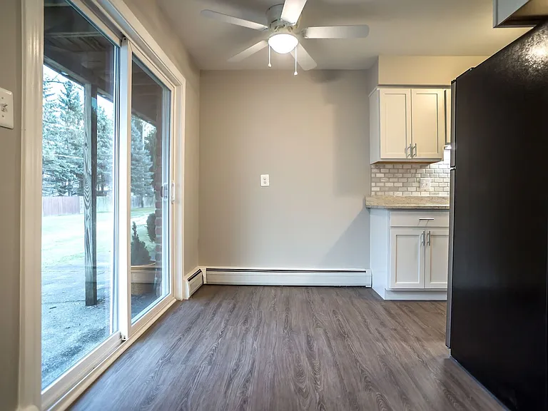 2155 Decker Rd — Photo 2