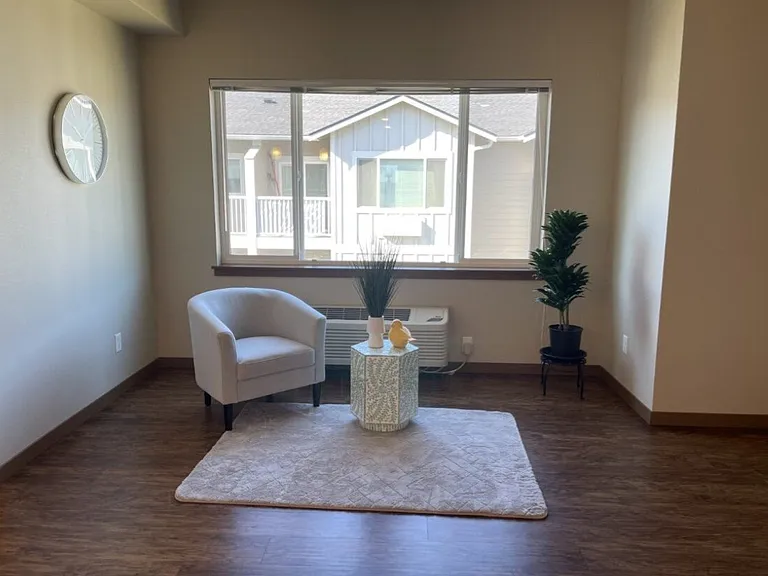 Deer Haven Apartments — Photo 6