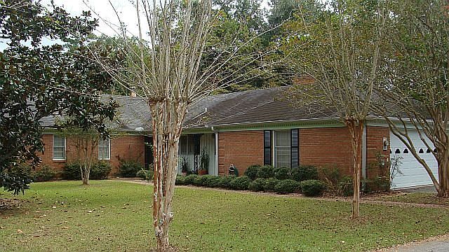 1st image of 2325 Clare Dr