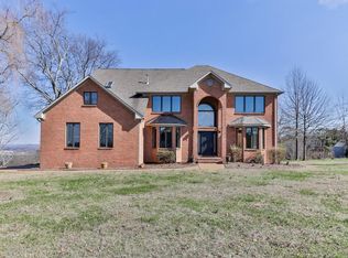 3404 Hunters Ridge Rd, Columbia, TN 38401
