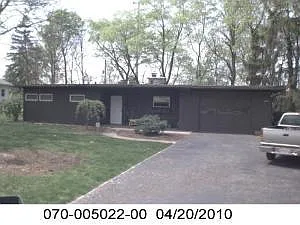 3675 Sunset Dr photo 1