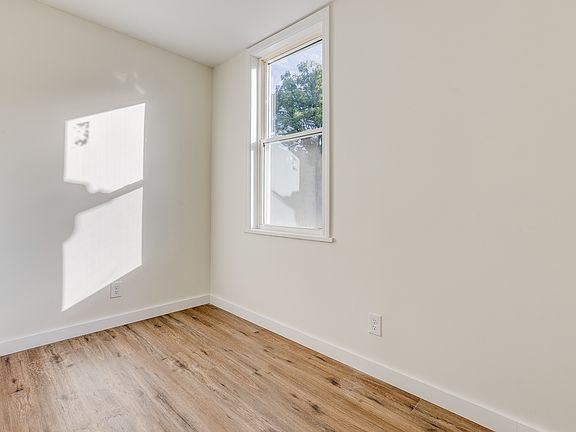 4th image of 1224 McNeilly Ave APT 4