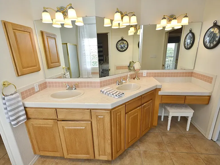 Master ensuite