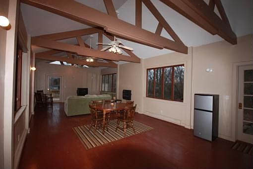 2nd image of 675 Soloman Ln
