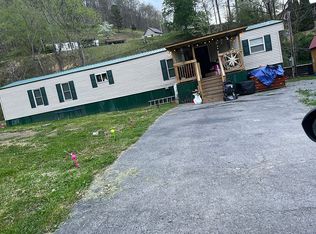 74 Old House Br, Gilbert, WV 25621