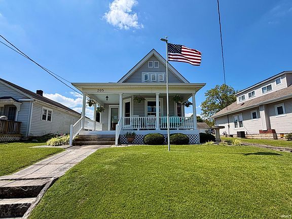 2nd image of 205 Lincoln Ave
