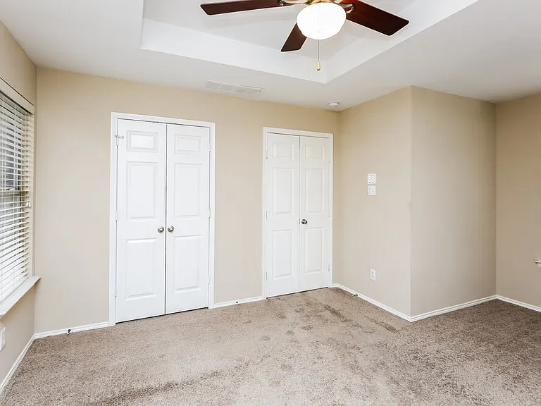 1037 Harriman Dr — Photo 11