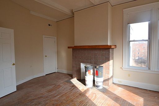 4th image of 792 N Fred Shuttlesworth Cir #B