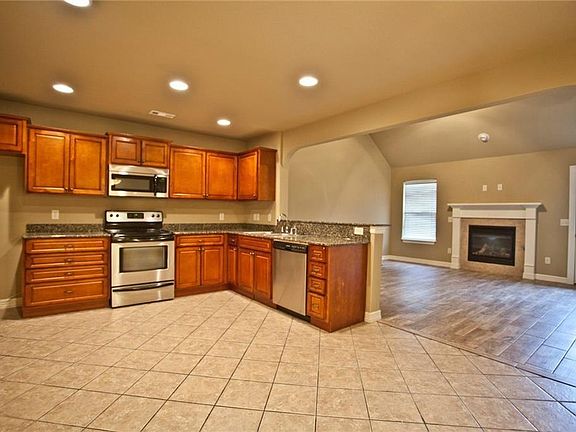 3rd image of 2426 S 15th Pl