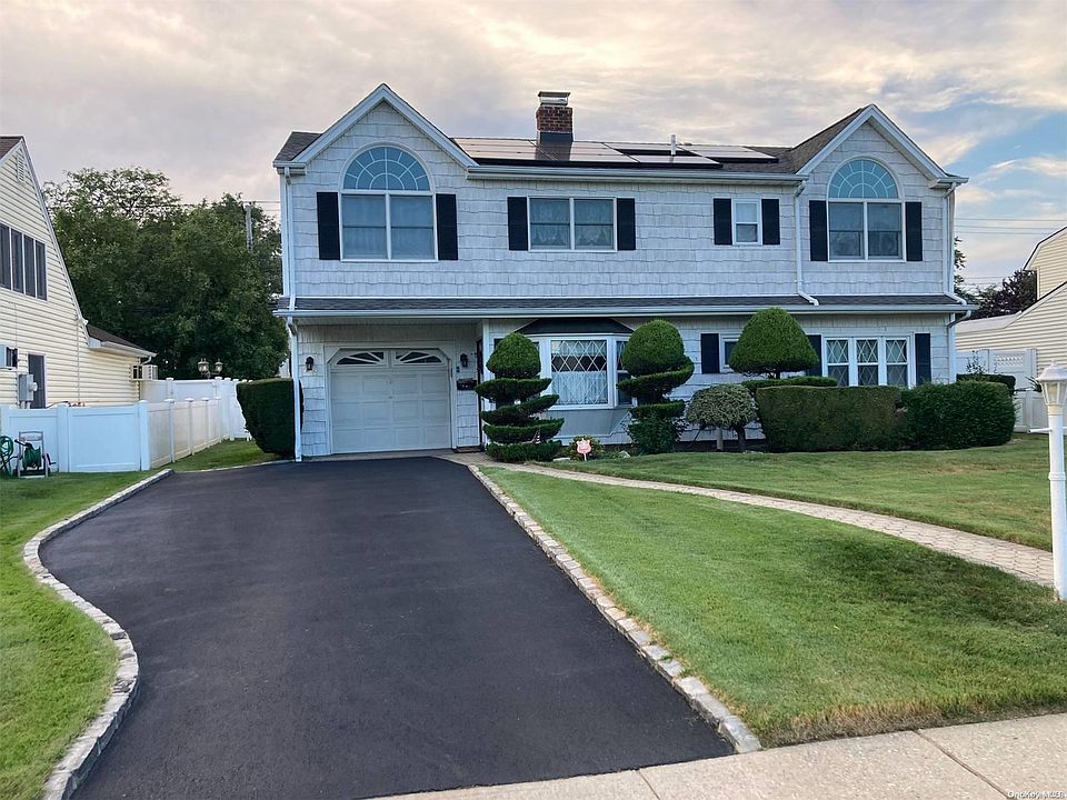 1st image of 20 Pilgrim Lane