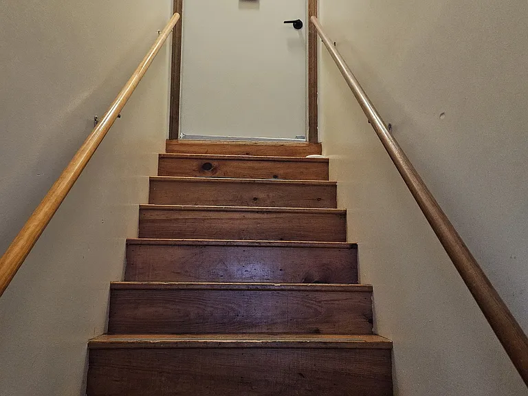 37 Richardson Rd — Photo 2