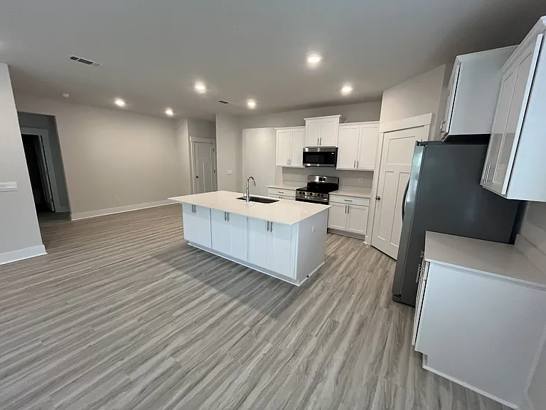 5821 Dove Nest Rd — Photo 4