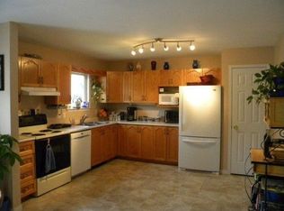 11 Old Dresden Rd, Wiscasset, ME 04578