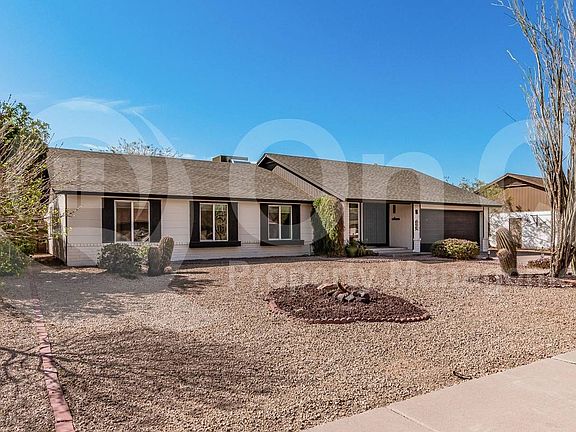 4th image of 3927 W Phelps Rd