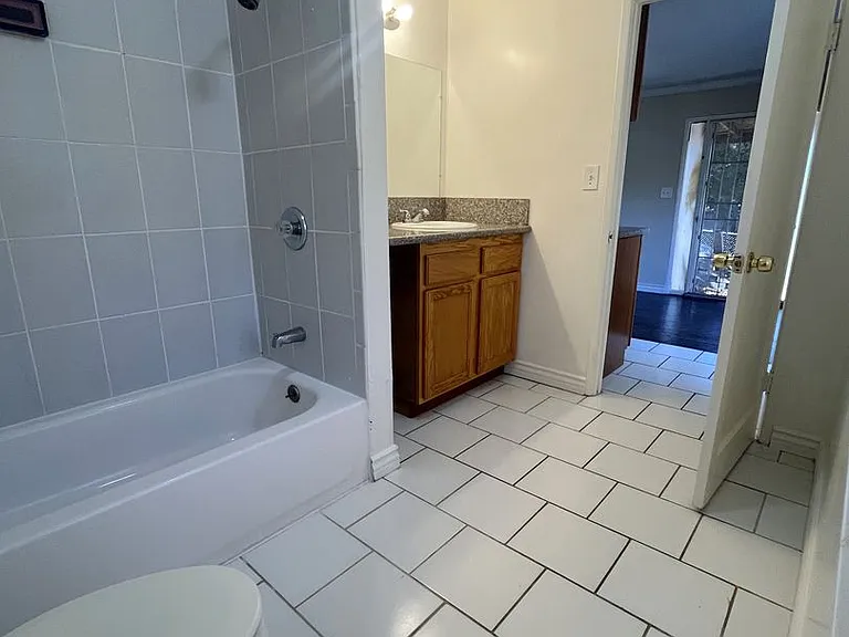 San Mateo - 11298 — Photo 10