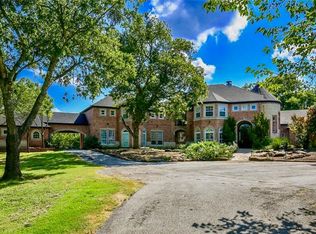 624 Cox Rd, Waxahachie, TX 75167