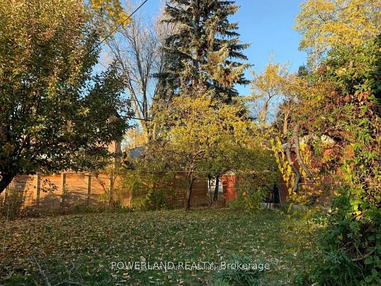 58 Abitibi Ave — Photo 5