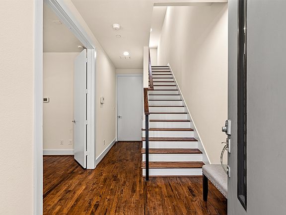 3rd image of 4211 Rawlins St Unit 252