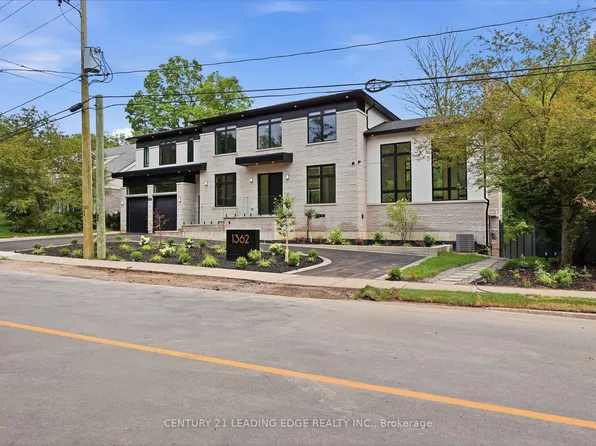 1362 Devon Rd, Oakville, ON L6J 2M1