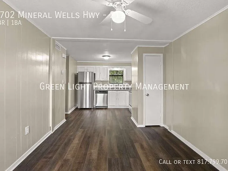 1702 Mineral Wells Hwy #211 — Photo 3