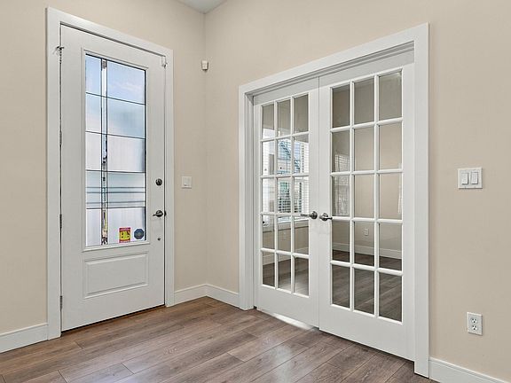 3rd image of 6306 Murano Way
