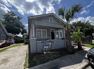 2020 Harden St, Savannah, GA 31415