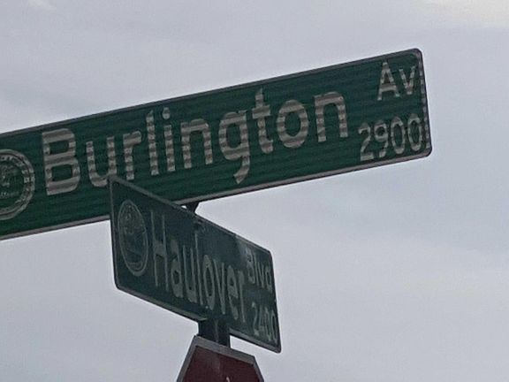 5th image of 3009 Burlington Ave