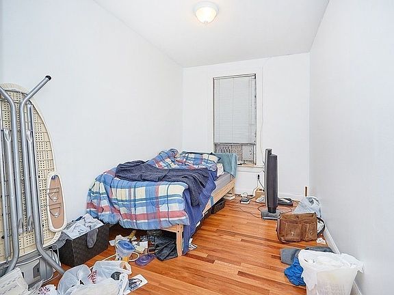 5th image of 504 W 167th St #1G