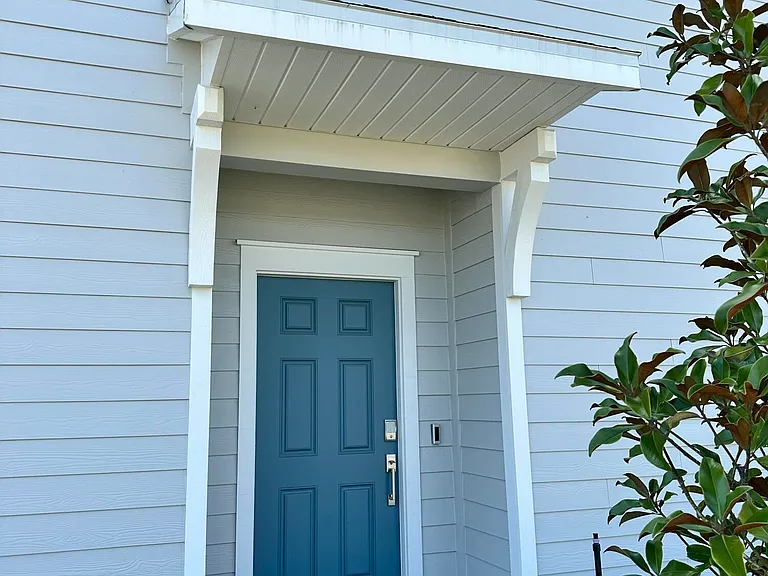 413 Rosemont Dr — Photo 2