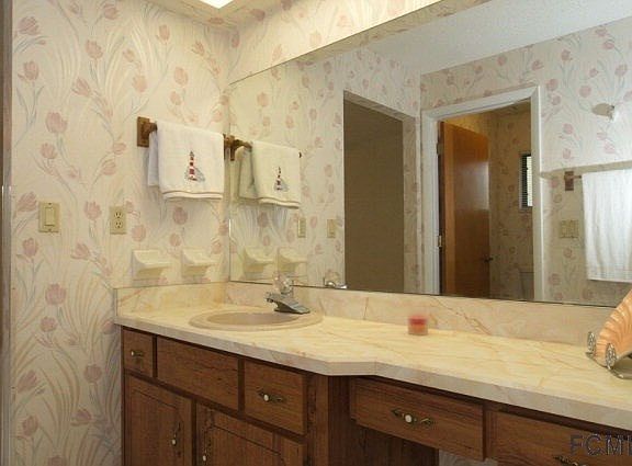 4th image of 265 Westhampton Dr