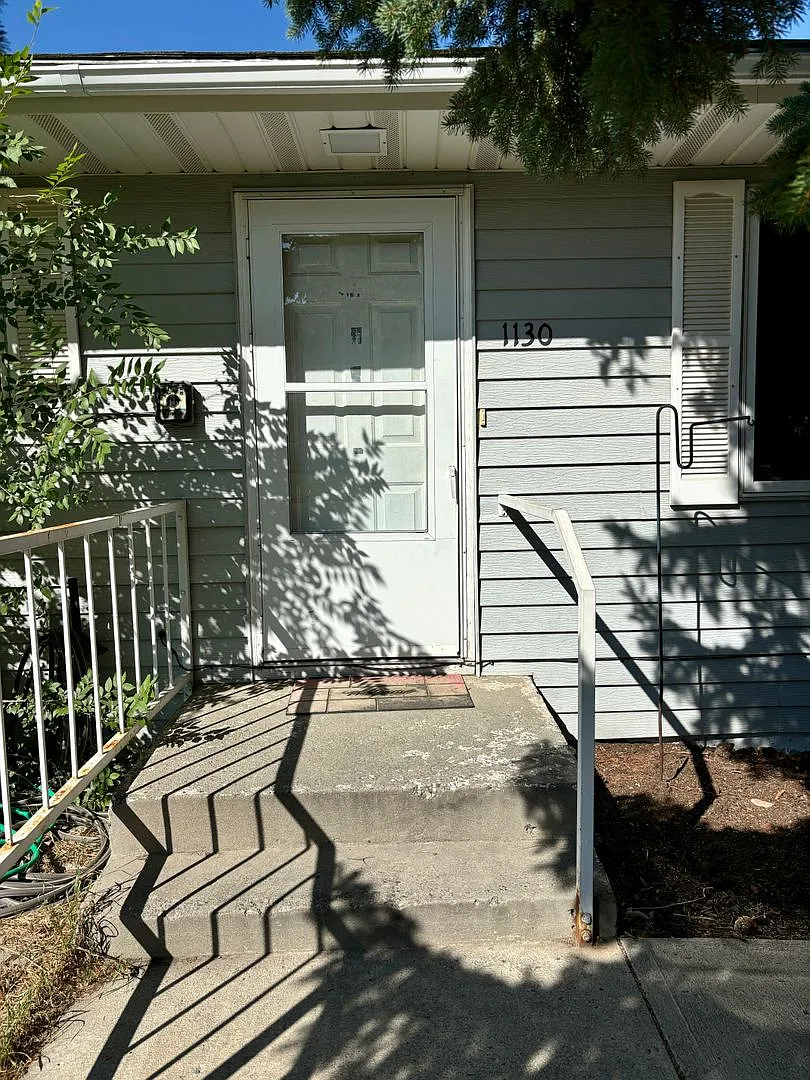 Building Photo - 1130 Hudson St